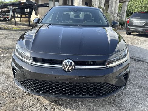 Used 2025 Volkswagen Jetta Sport FWD image 8
