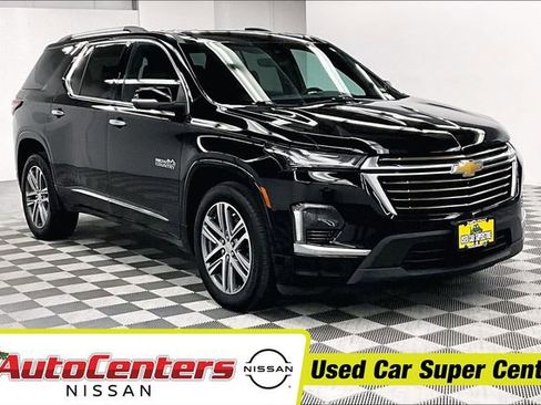 Used 2023 Chevrolet Traverse High Country w/ LPO, Floor Liner Package FWD image 1