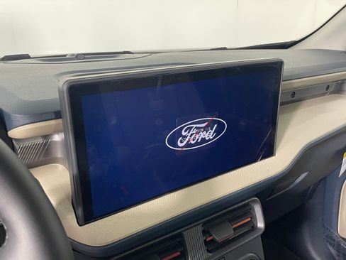 New 2026 Ford Maverick Lariat AWD/4WD image 5