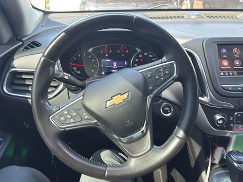Used 2021 Chevrolet Equinox LT FWD image 4