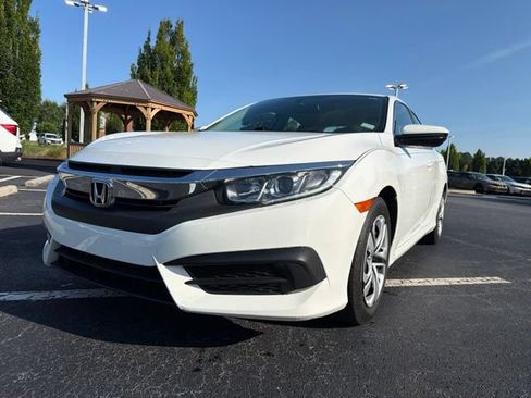 Used 2018 Honda Civic LX image 2