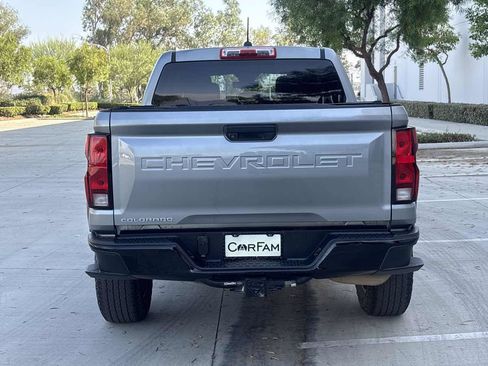 Used 2023 Chevrolet Colorado Trail Boss AWD/4WD image 3