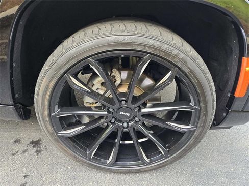 Used 2024 Jeep Grand Wagoneer Series III w/ Rear Seat Video Group 1 image 22