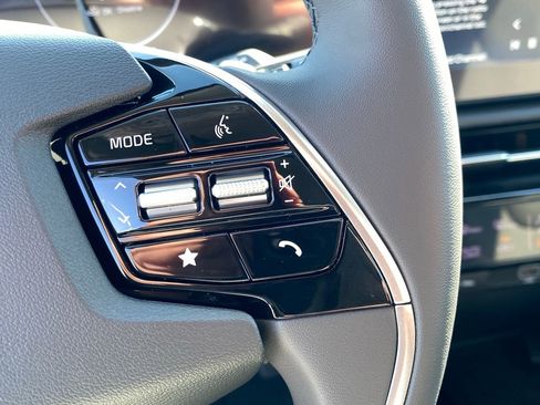 New 2026 Kia Niro Wind FWD image 15