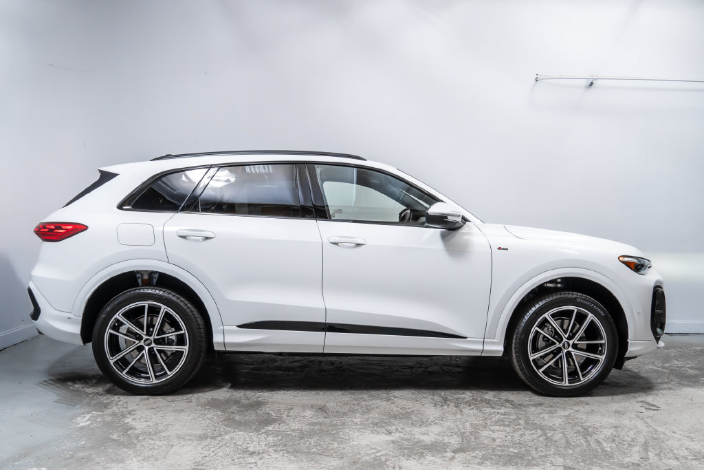 New 2026 Audi Q5 Premium Plus AWD/4WD image 8