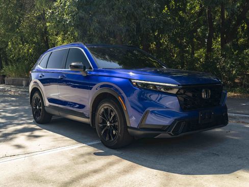 Used 2023 Honda CR-V Sport image 2