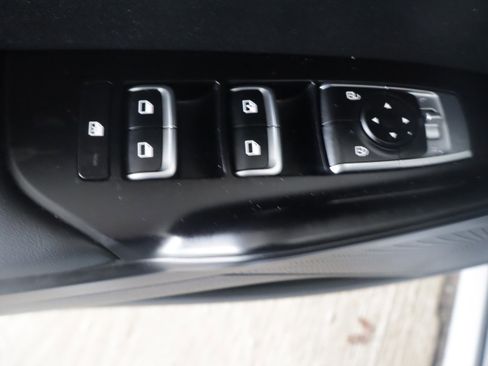 Used 2024 Kia K5 GT-Line image 10