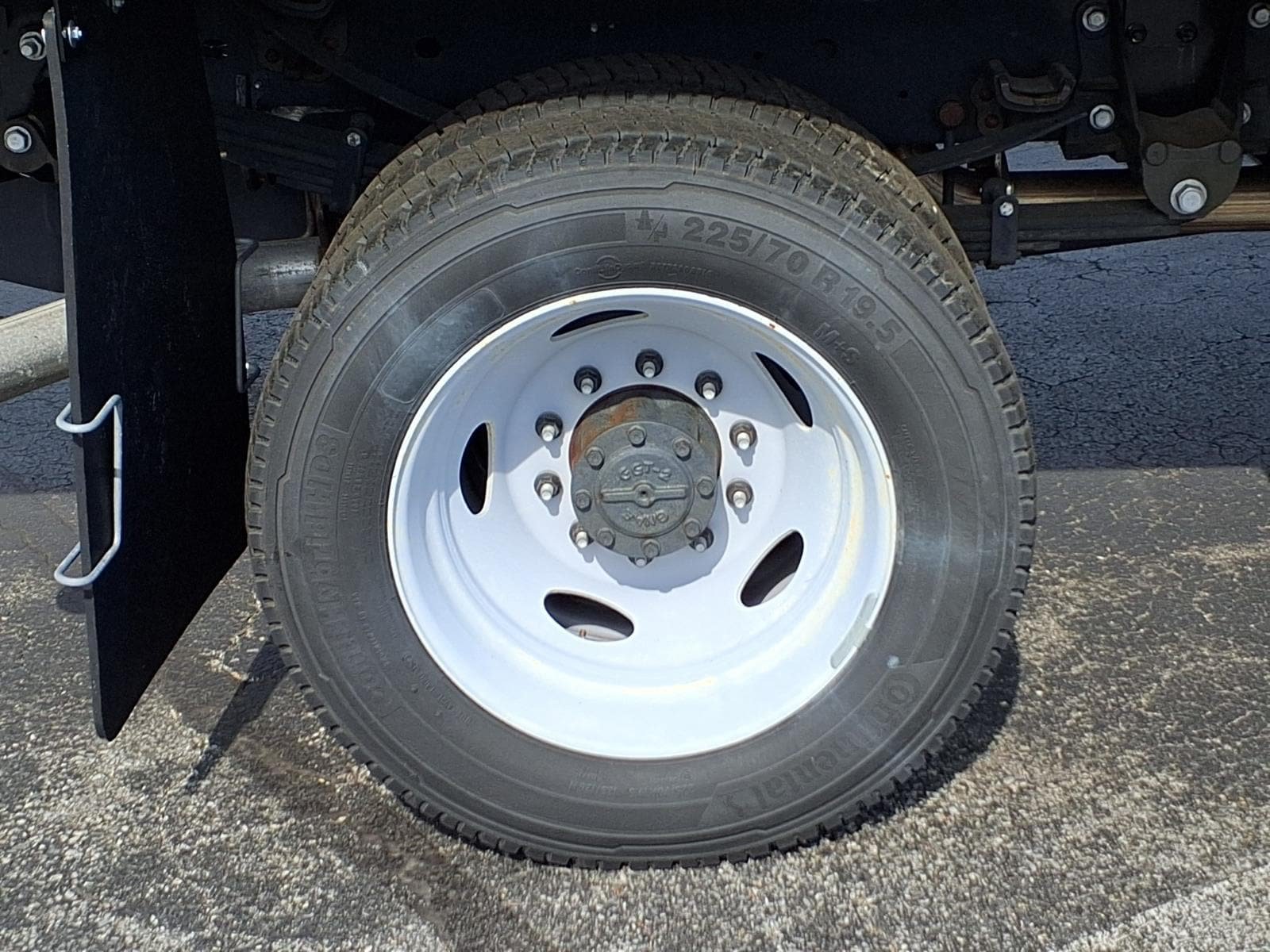 Used 2023 Ford F550 4x4 Regular Cab Super Duty image 10