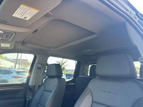 New 2026 GMC Sierra 1500 Denali w/ Denali Reserve Package image 22