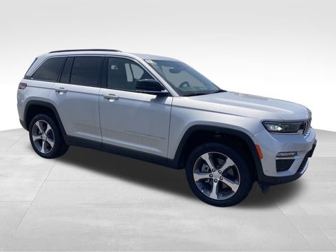 New 2024 Jeep Grand Cherokee Limited 4xe w/ Luxury Tech Group II image 8