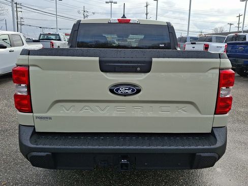 New 2025 Ford Maverick XLT w/ XLT Luxury Package image 6