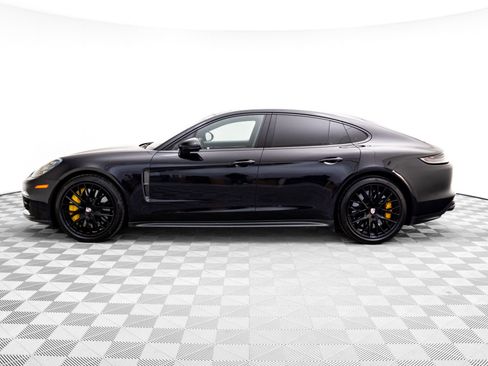 Used 2022 Porsche Panamera Turbo S image 2