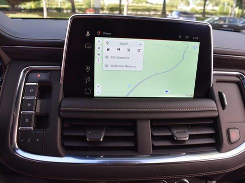 Used 2023 GMC Yukon XL SLT image 57