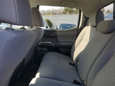 Used 2022 Toyota Tacoma SR5 image 15