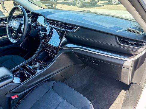 Used 2021 Jeep Grand Cherokee L Laredo w/ Luxury Tech Group I image 32