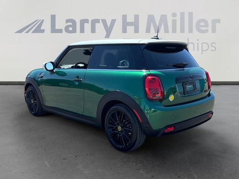 Used 2023 MINI Cooper SE FWD image 3