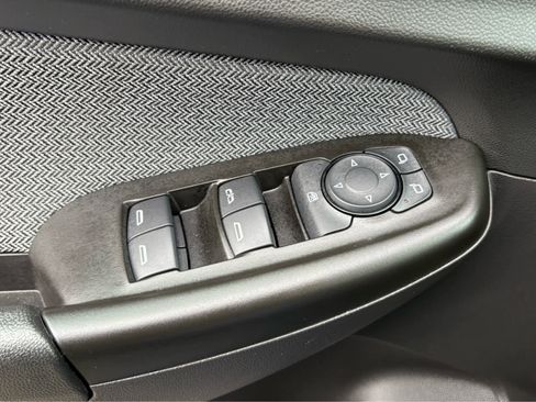 Used 2023 Chevrolet TrailBlazer LT w/ Convenience Package image 28