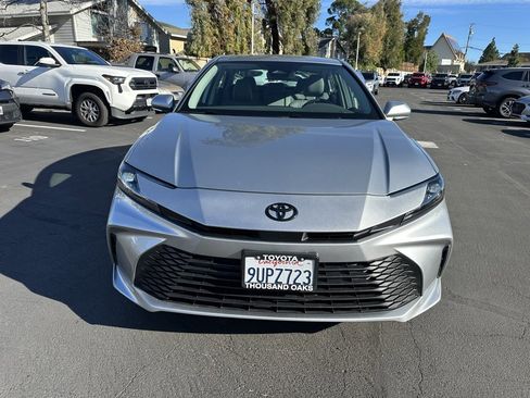 Certified 2025 Toyota Camry LE image 5