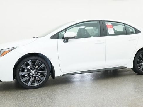 New 2026 Toyota Corolla SE FWD image 18