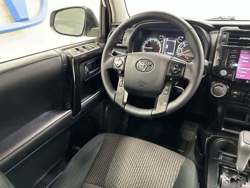 Used 2024 Toyota 4Runner TRD Off-Road AWD/4WD image 12