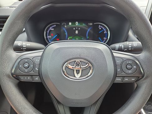 Used 2025 Toyota RAV4 XLE w/ Convenience Package AWD/4WD image 24