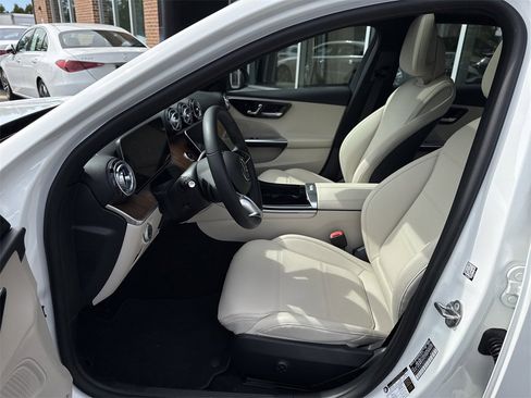 Certified 2022 Mercedes-Benz C 300 4MATIC Sedan image 20