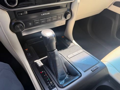 Used 2023 Lexus GX 460 Premium w/ Premium Package AWD/4WD image 23