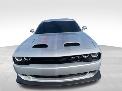 Used 2023 Dodge Challenger SRT Hellcat RWD image 8