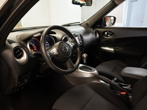Used 2016 Nissan Juke S image 6