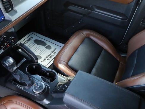 Used 2024 Ford Bronco Outer Banks image 27