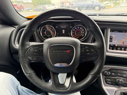 Used 2016 Dodge Challenger R/T RWD image 22