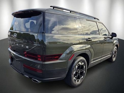 Used 2024 Hyundai Santa Fe SEL image 4