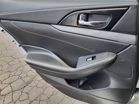 Used 2017 Nissan Maxima 3.5 SV image 19