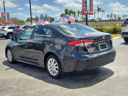 Used 2023 Toyota Corolla LE FWD image 8