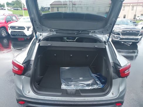New 2026 Chevrolet Trax RS w/ Driver Confidence Package FWD image 9