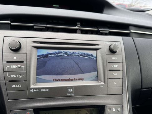Used 2014 Toyota Prius Four image 25