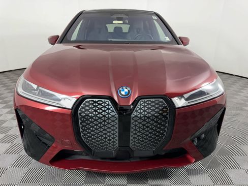 Certified 2025 BMW iX xDrive50 image 9