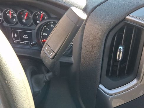 Used 2024 GMC Sierra 1500 Pro w/ Convenience Package image 14