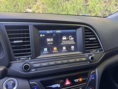Used 2018 Hyundai Elantra Sport w/ Cargo Package FWD image 16