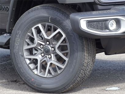 New 2025 Jeep Wrangler Sahara w/ Safety Group