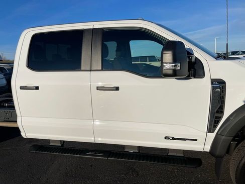 New 2026 Ford F550 4x4 Crew Cab image 33