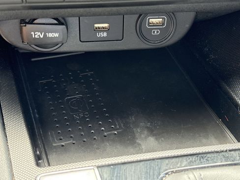 Used 2023 Hyundai Elantra Limited w/ Cargo Package image 26