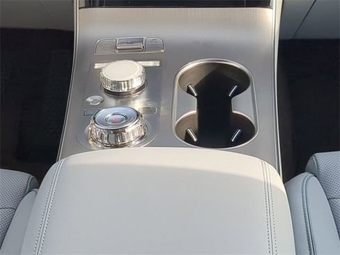 New 2026 Genesis GV70 2.5T Advanced image 17