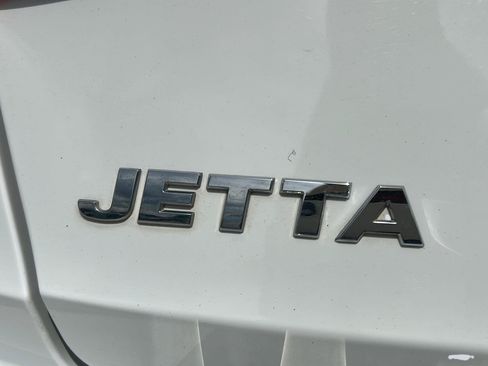 Used 2020 Volkswagen Jetta SEL FWD image 29