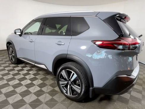 Used 2023 Nissan Rogue SL AWD/4WD image 7