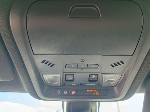 Used 2023 Chevrolet Blazer RS FWD image 33