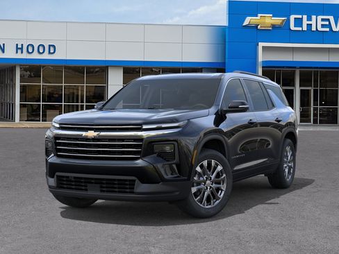 New 2026 Chevrolet Traverse LT w/ Sun and Wheel Package FWD image 6