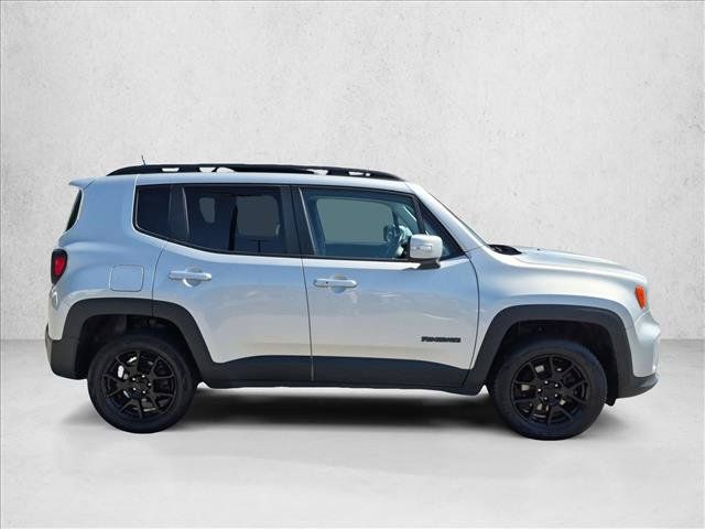 Used 2020 Jeep Renegade Altitude AWD/4WD image 4