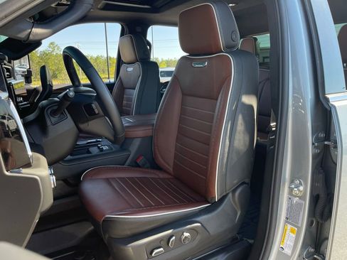Used 2025 GMC Sierra 2500 Denali Ultimate AWD/4WD image 39