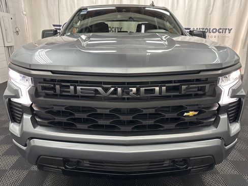 Used 2023 Chevrolet Silverado 1500 RST image 3
